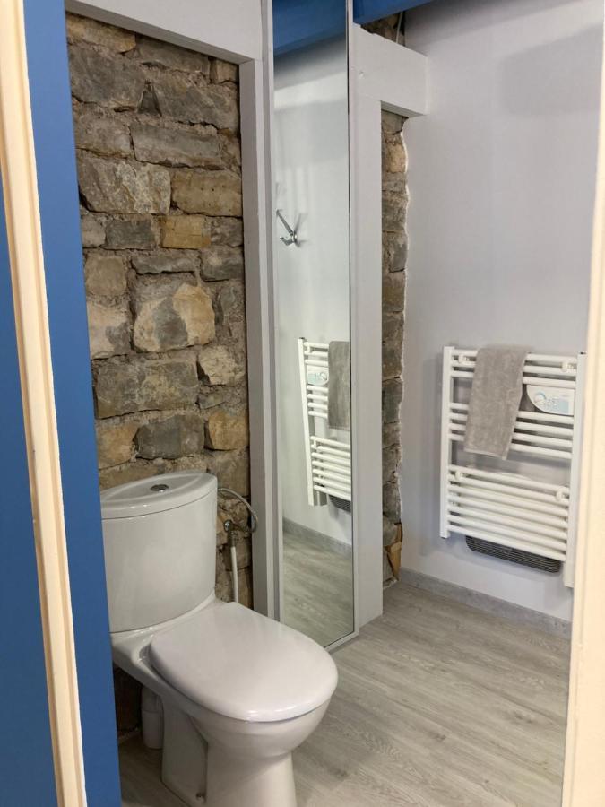 La Chambre Du Tonneau Montigny-sur-l'Ain 외부 사진