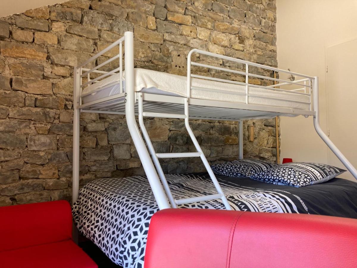 La Chambre Du Tonneau Montigny-sur-l'Ain 외부 사진